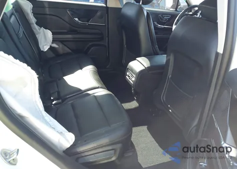 2023 Lincoln Corsair Standard z USA, uszkodzony, nr VIN 5LMCJ1CA1PUL00310